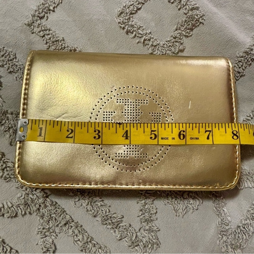 Tory Burch Perforated Logo Metallic Gold Leather Clutch Crossbody - Picture 14 of 16
